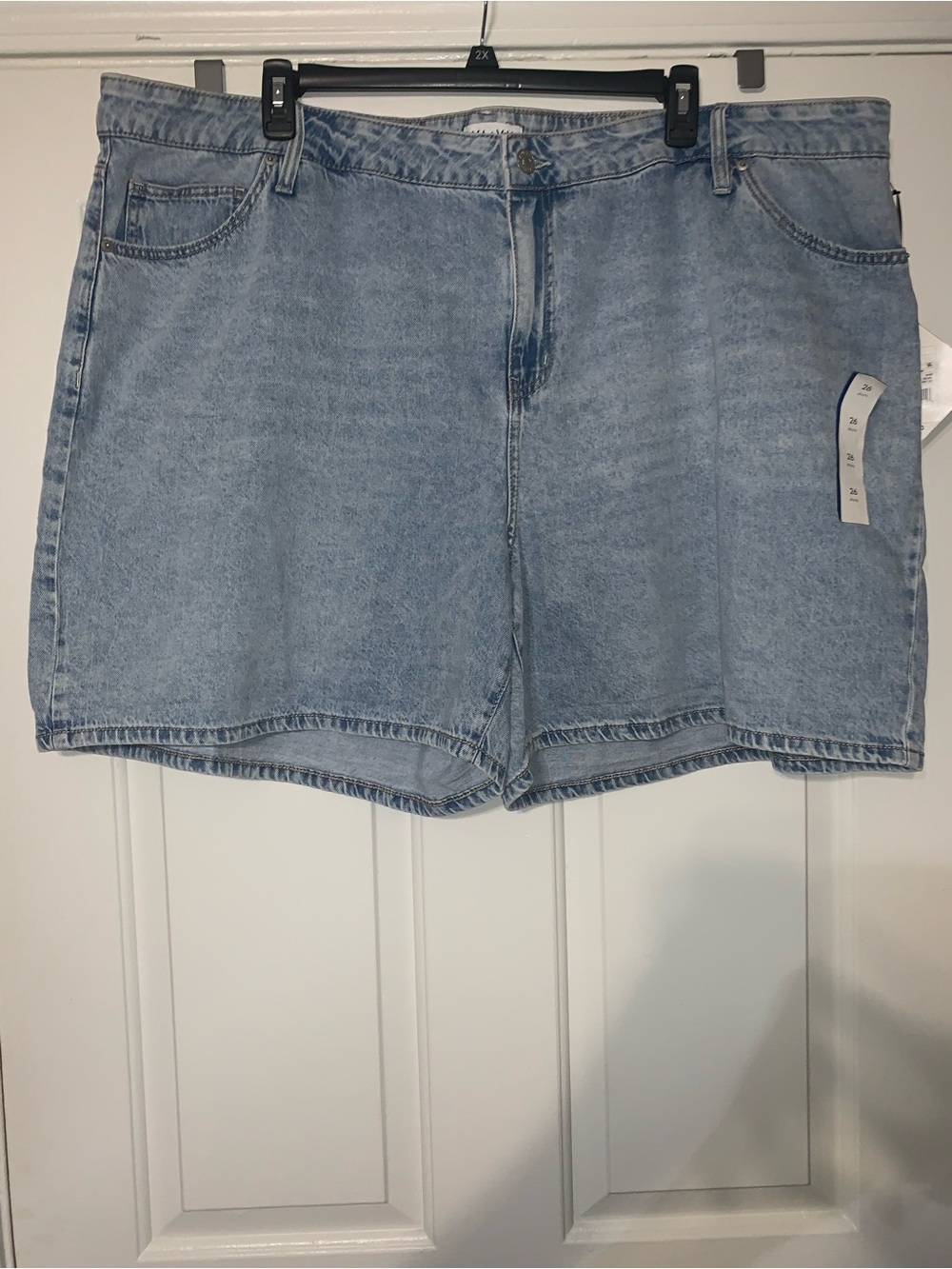 AVA & VIV High Rise Relaxed Fit Stretch Midi Jean Shorts (Size 26 R Inseam